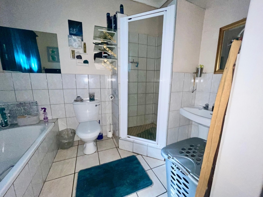 3 Bedroom Property for Sale in Safari Gardens North West